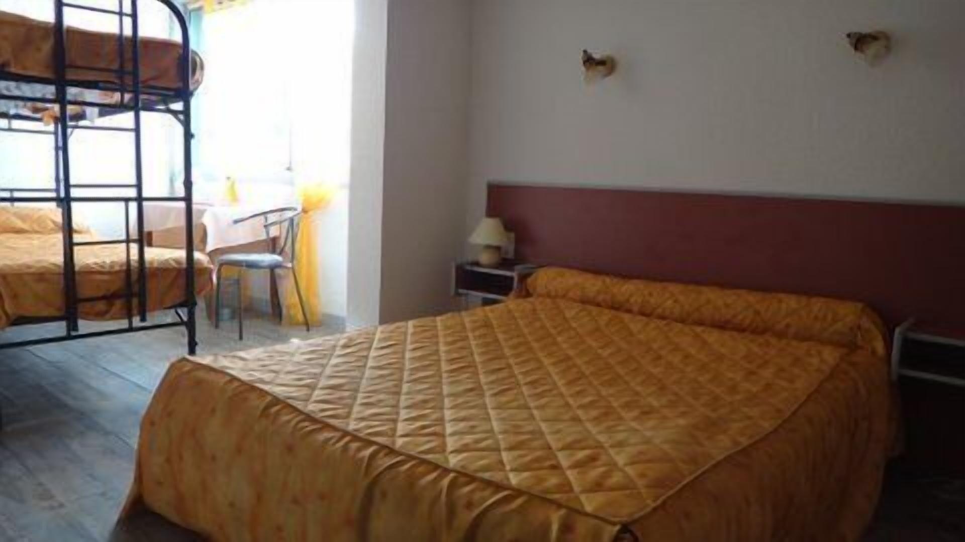 Hotel Au Val Dore La Bourboule Eksteriør billede