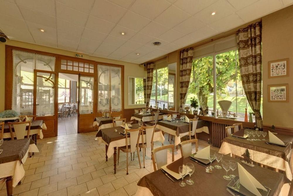 Hotel Au Val Dore La Bourboule Eksteriør billede
