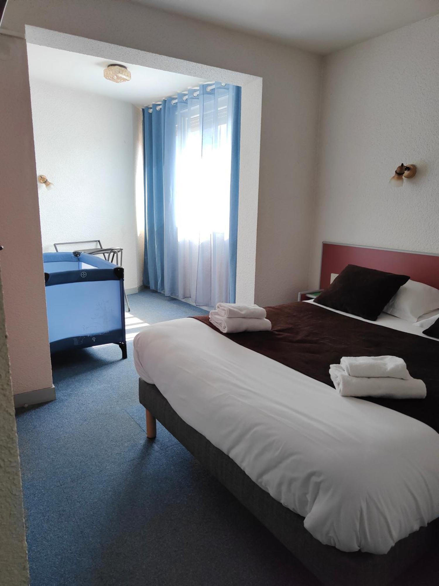 Hotel Au Val Dore La Bourboule Eksteriør billede